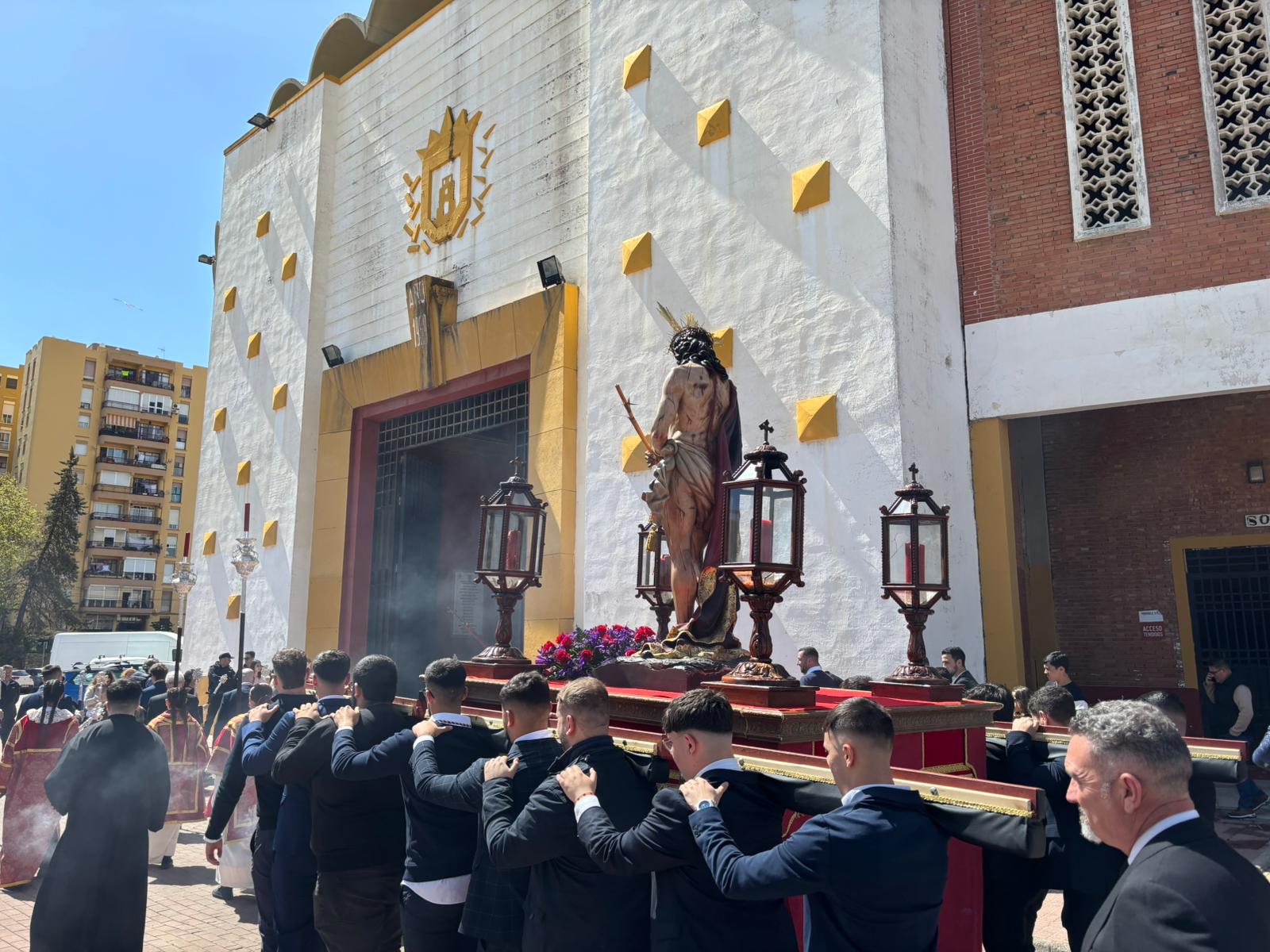 El Ecce Homo ya se encuentra en la plaza de toros de Las Palomas, desde donde saldrá el Miércoles Santo