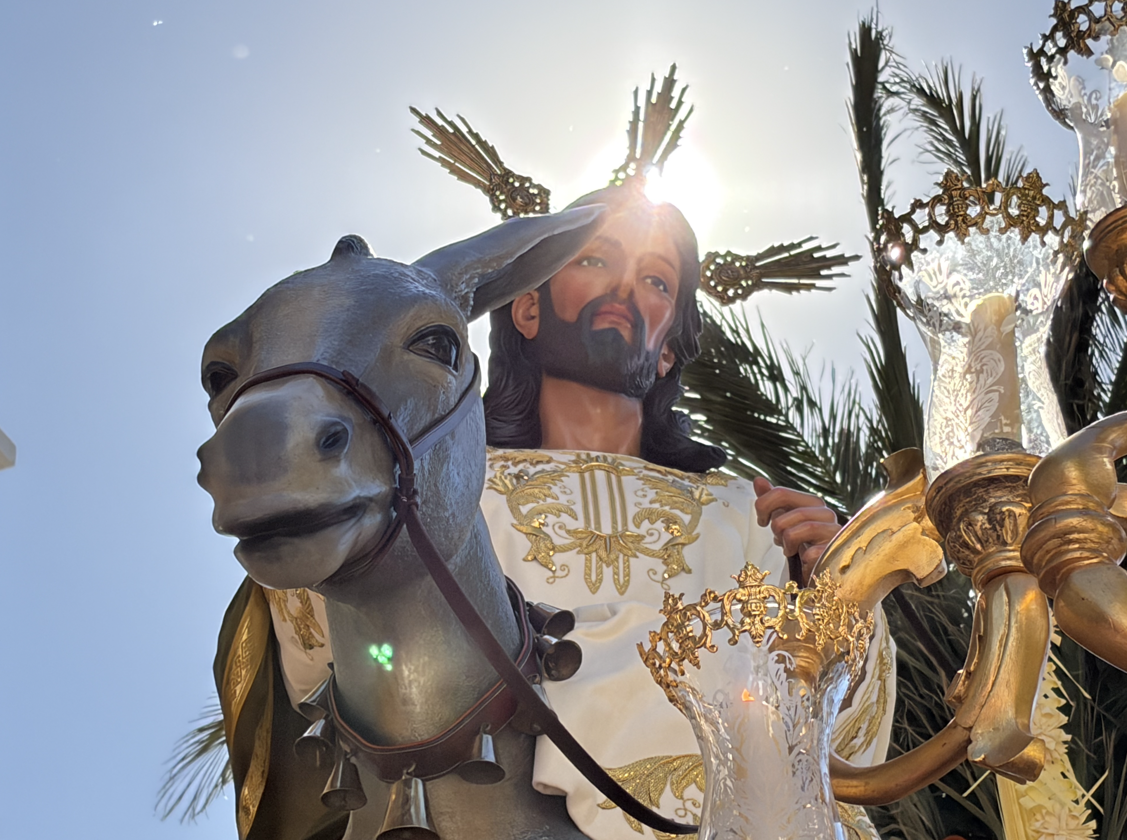 Un Domingo de Ramos luminoso enciende la Semana Santa algecireña. Foto: F.M.