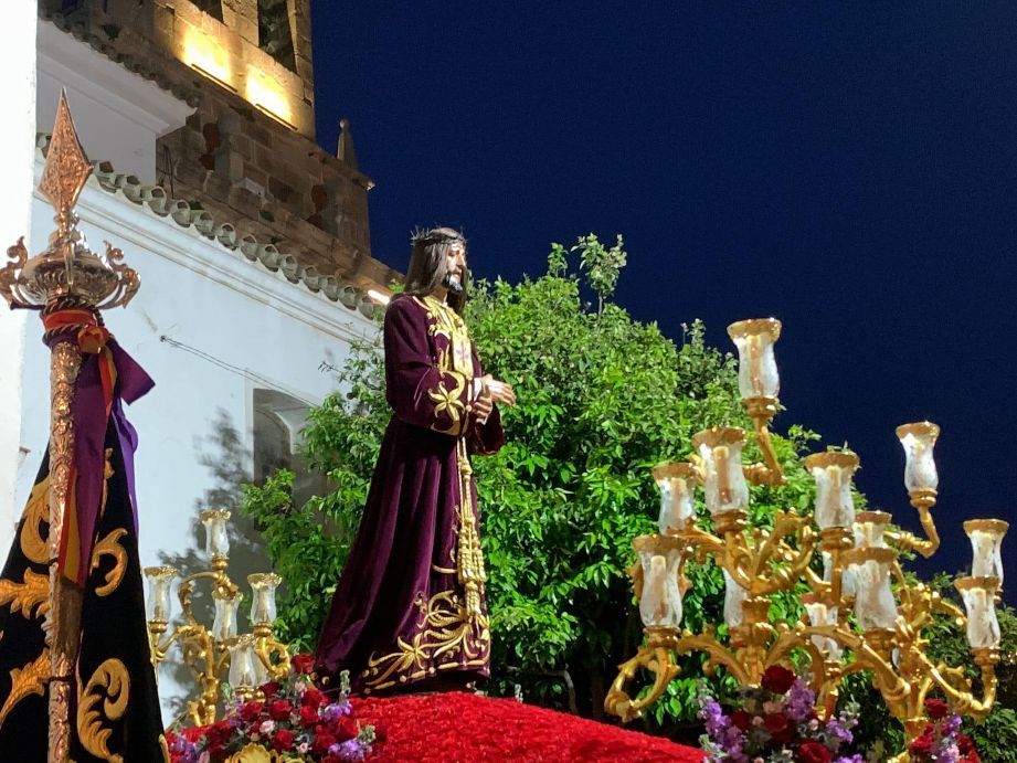 Los Barrios abre la convocatoria del concurso fotográfico para elegir el cartel de la Semana Santa 2027