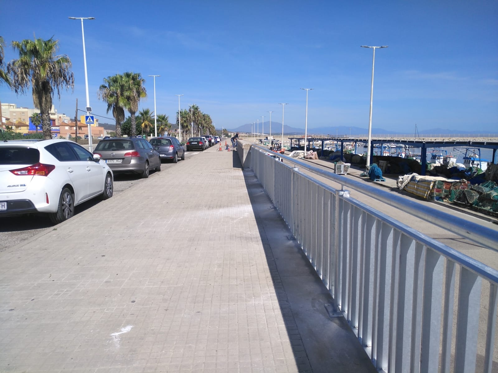 Vallado exterior Puerto Atunara. La Junta licita el cerramiento del varadero del puerto de La Atunara en La Línea