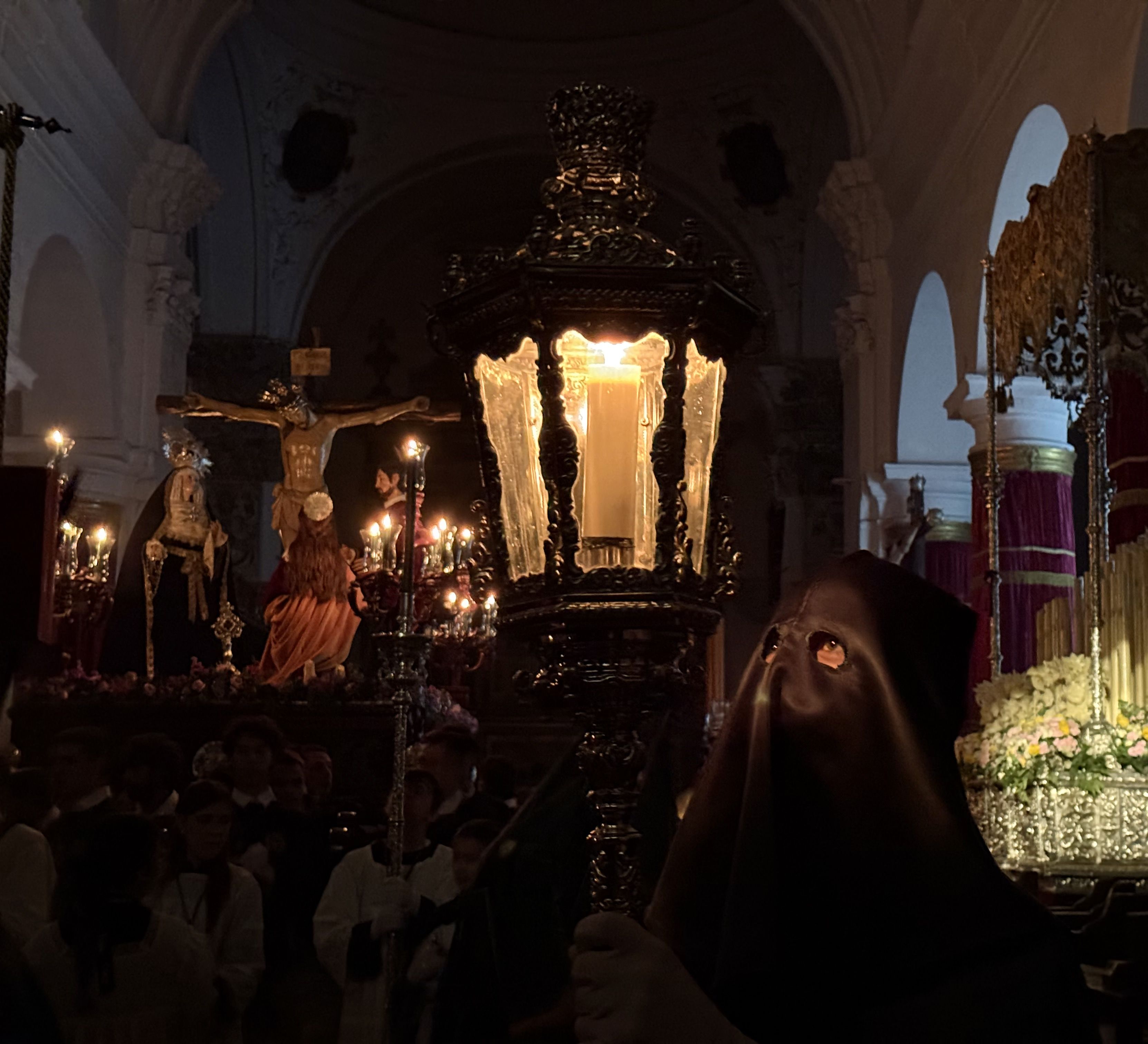 Salida del Cristo de las Aguas en Miércoles Santo / Foto: Amparo Carmona 