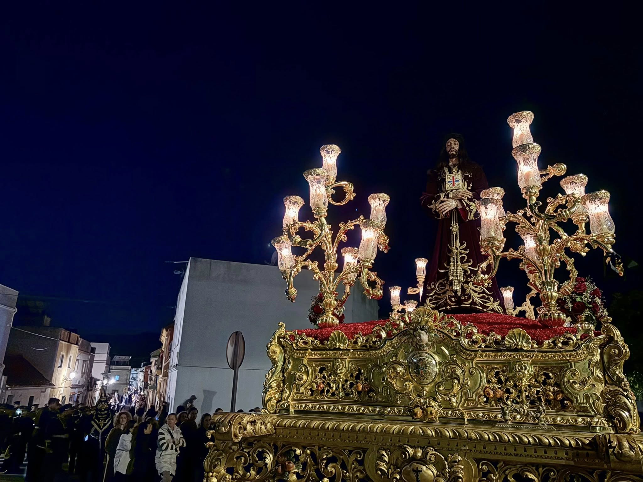 La fe que mueve el Medinaceli. Foto: S.F. / 8Directo