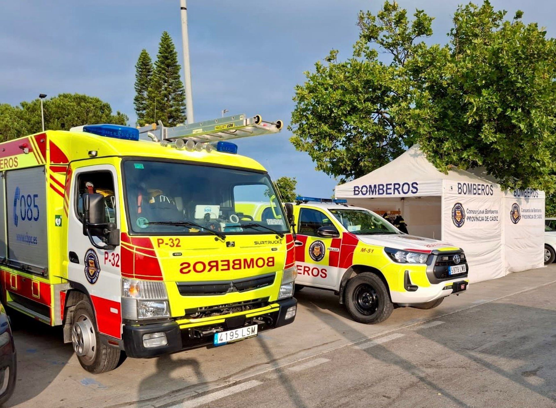 Desalojados cerca de 40 vecinos tras un incendio en un piso de Algeciras Desalojados cerca de 40 vecinos tras un incendio en un piso de Algeciras