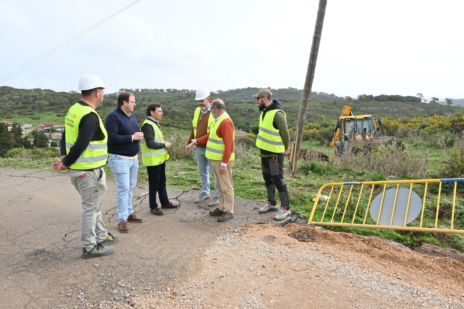 Avanzan las obras de reparación del camino forestal de Majadal Alto en Algeciras tras los daños por las borrascas Avanzan las obras de reparación del camino forestal de Majadal Alto en Algeciras tras los daños por las borrascas