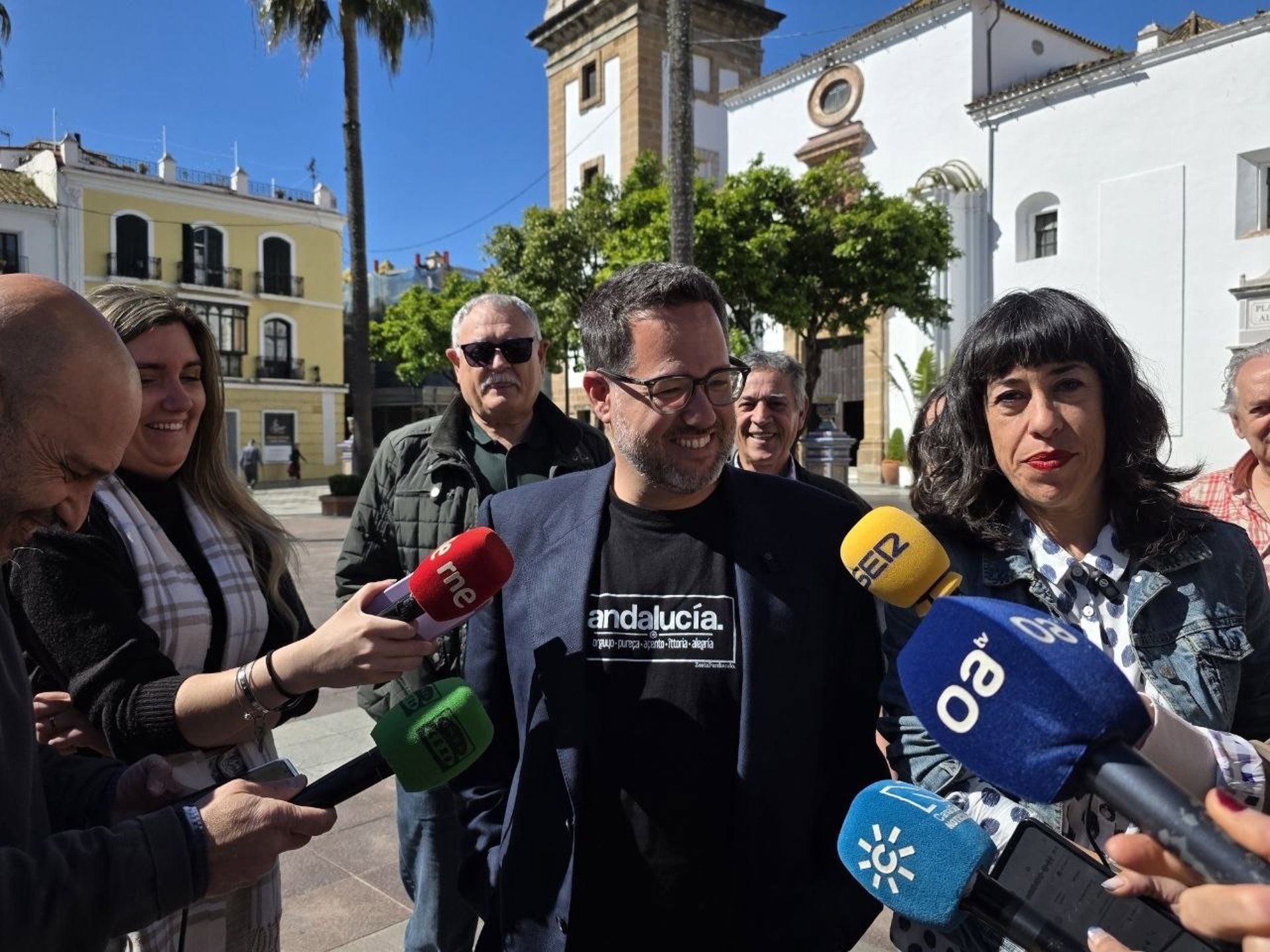 El portavoz y candidato a presidir el Gobierno andaluz por Adelante Andalucía, José Ignacio García, en una atención ante los medios. - ADELANTE ANDALUCÍA