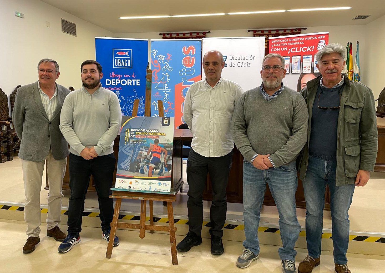 La playa de Poniente acoge este fin de semana el clasificatorio nacional de remo Beach Sprint