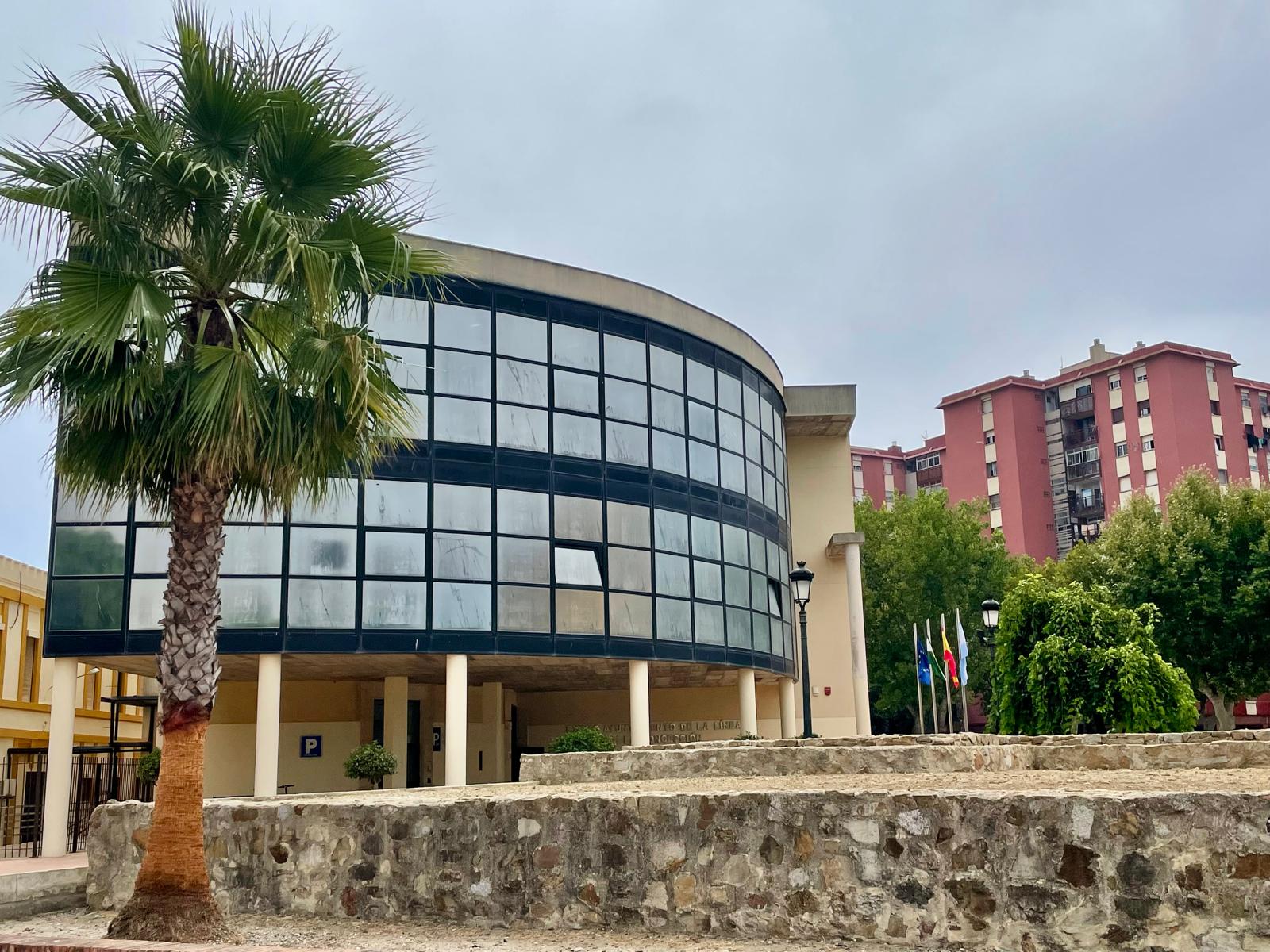 Fachada del Ayuntamiento de La Línea. Imagen de archivo. 