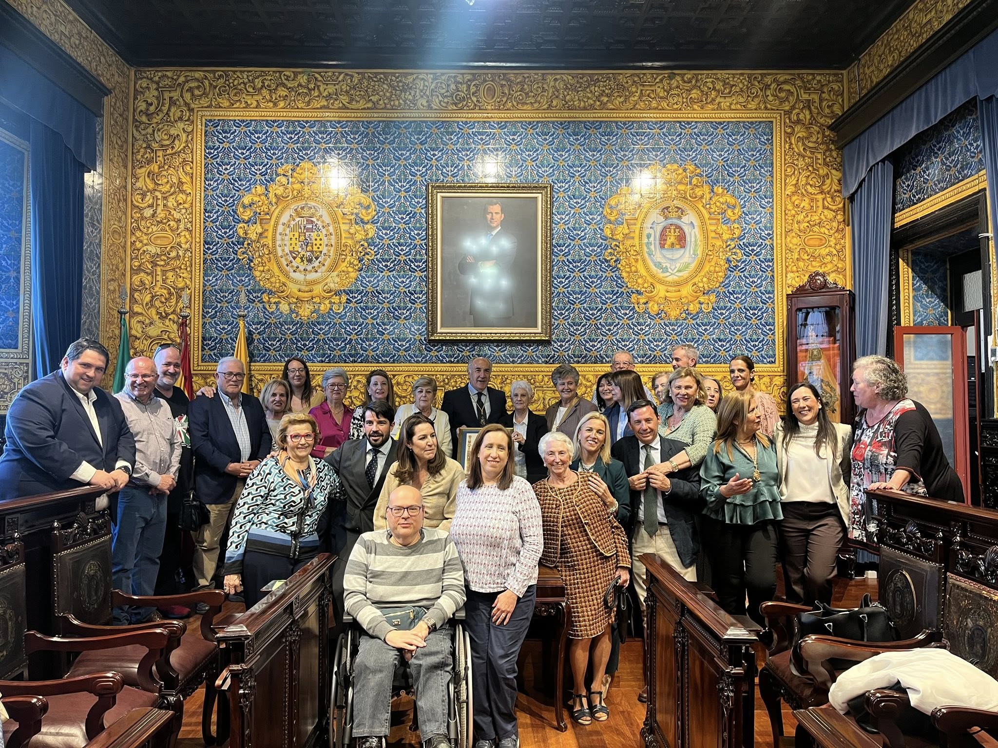 Carmen González Medina recibe el título de Hija Adoptiva de Algeciras