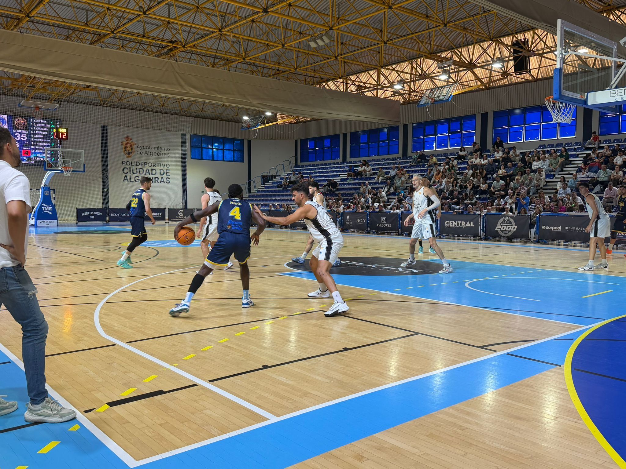 (88-71) El Club Baloncesto Algeciras llega a los playoffs como clasificado tras imponerse a CB Marbella