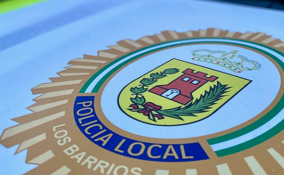 La Policía Local de Los Barrios detecta a un conductor sin permiso en vigor durante un control