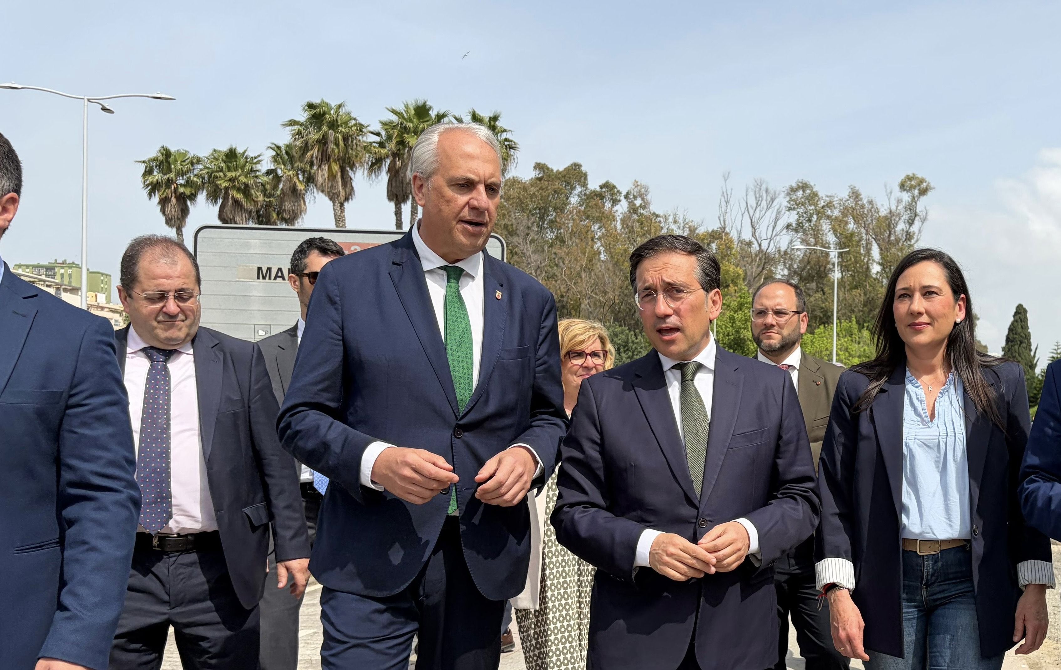 Imagen de S. F./8Directo. Ruiz Boix agradece la implicación de Albares con el Campo de Gibraltar para explicar el acuerdo