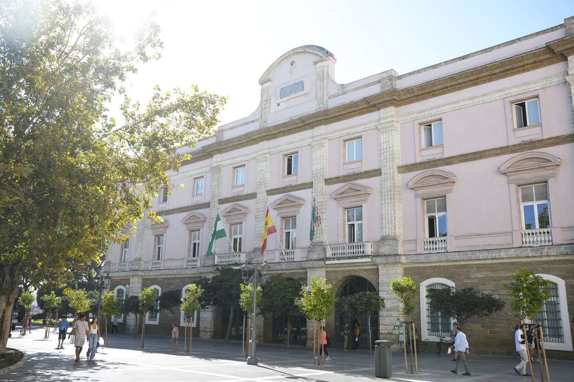 Archivo - Fachada del Palacio Provincial de la Diputación de Cádiz en la capital gaditana. - JOAQUIN CORCHERO/EUROPA PRESS - Archivo