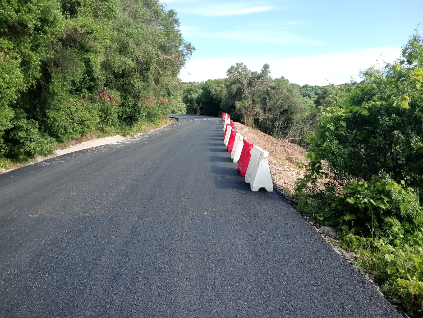 Abre al tráfico la carretera Estación de San Roque-Los Barrios tras reparar los daños por borrascas