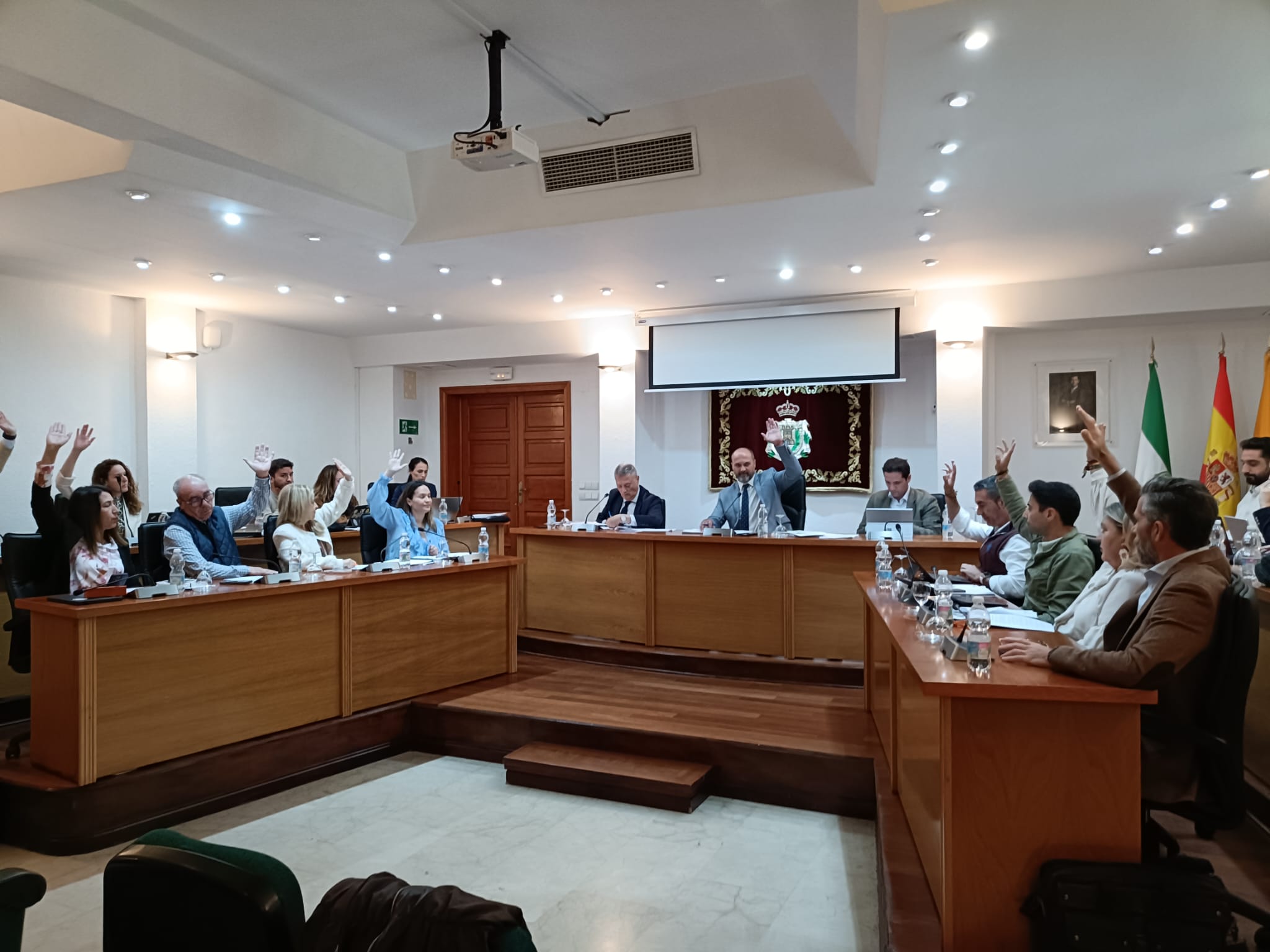 El Pleno de Los Barrios pide a la Junta que garantice el desarrollo de la Vega del Moral