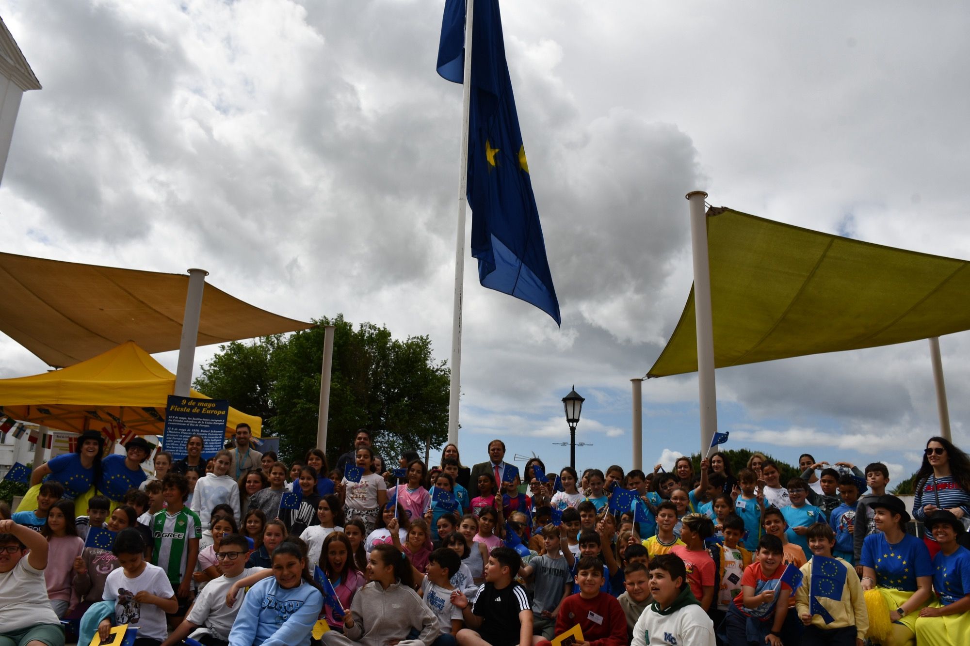San Roque celebra el Día de Europa con una jornada educativa en la Plaza de las Constituciones