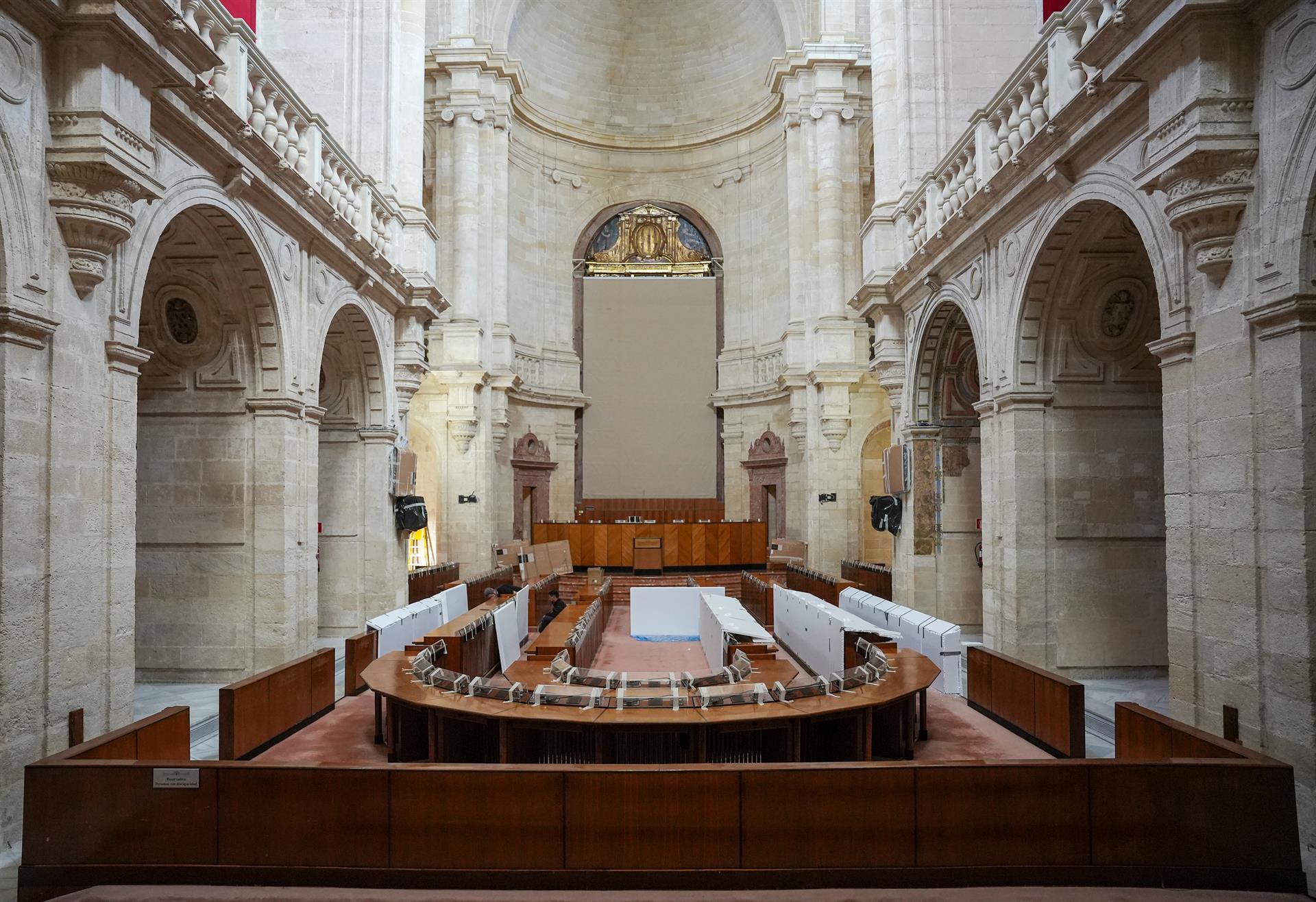 Archivo - Estado actual del Salón de Plenos del Parlamento de Andalucía que se prepara para el inicio de las obras. A 27 de marzo de 2026, en Sevilla (Andalucía, España) - María José López - Europa Press - Archivo