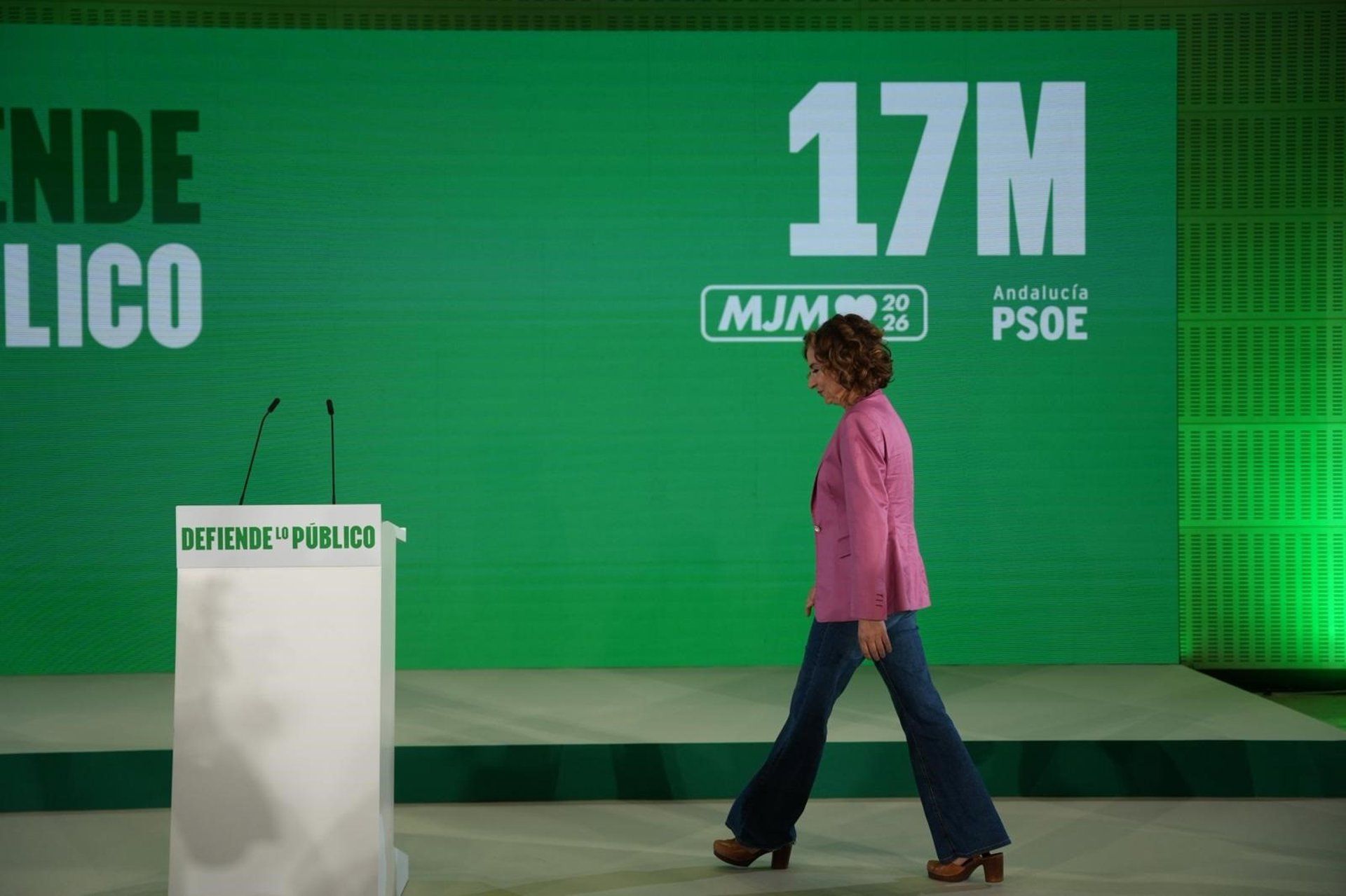 Montero "toma nota" de unos resultados que "no son buenos" y que vuelven a "colocar" al PSOE-A en la oposición