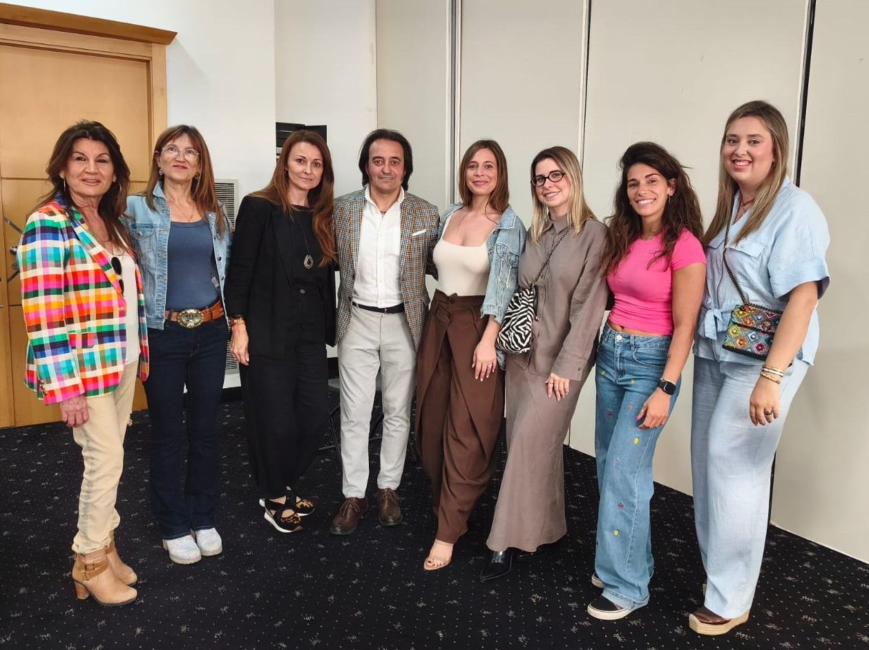 Confecciones Paquita vestirá a las reinas y damas de la Velada y Fiestas de La Línea 2026