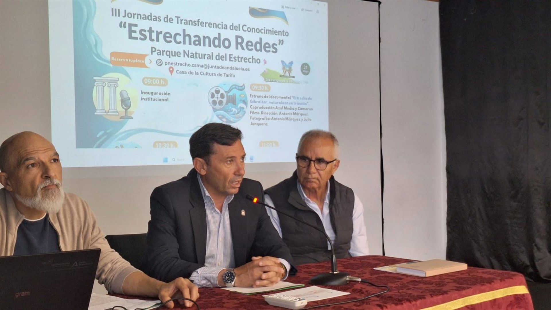 Tarifa acoge una jornada para impulsar el intercambio científico y divulgar proyectos del Parque Natural del Estrecho