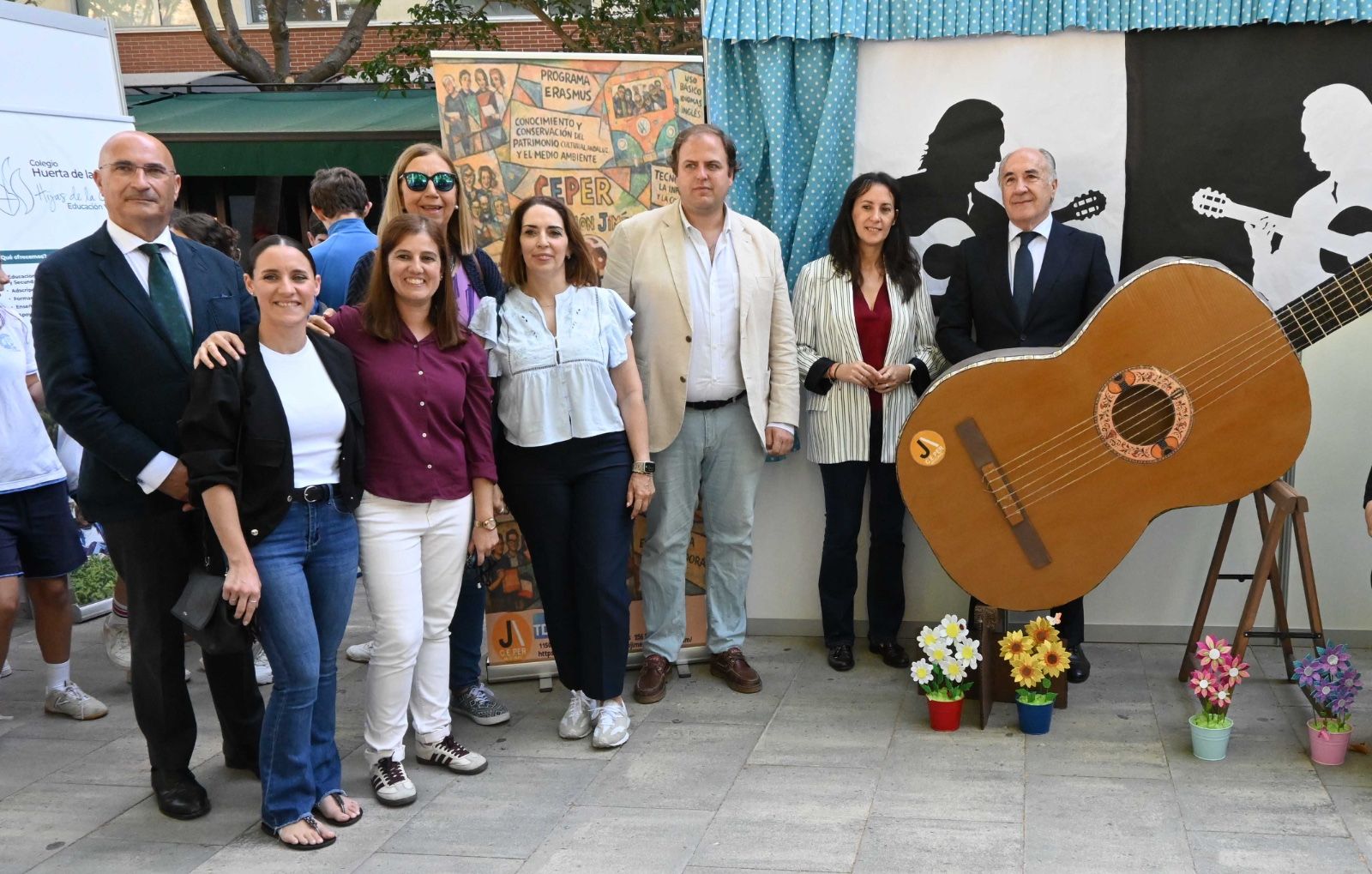 Algeciras se llena de la creatividad y el talento de los más jóvenes en la Feria Escolar del Arte  