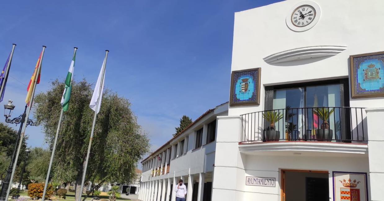 Imagen de archivo. Fachada. El Ayuntamiento de Castellar adjudica el nuevo contrato del servicio de limpieza de edificios municipales 