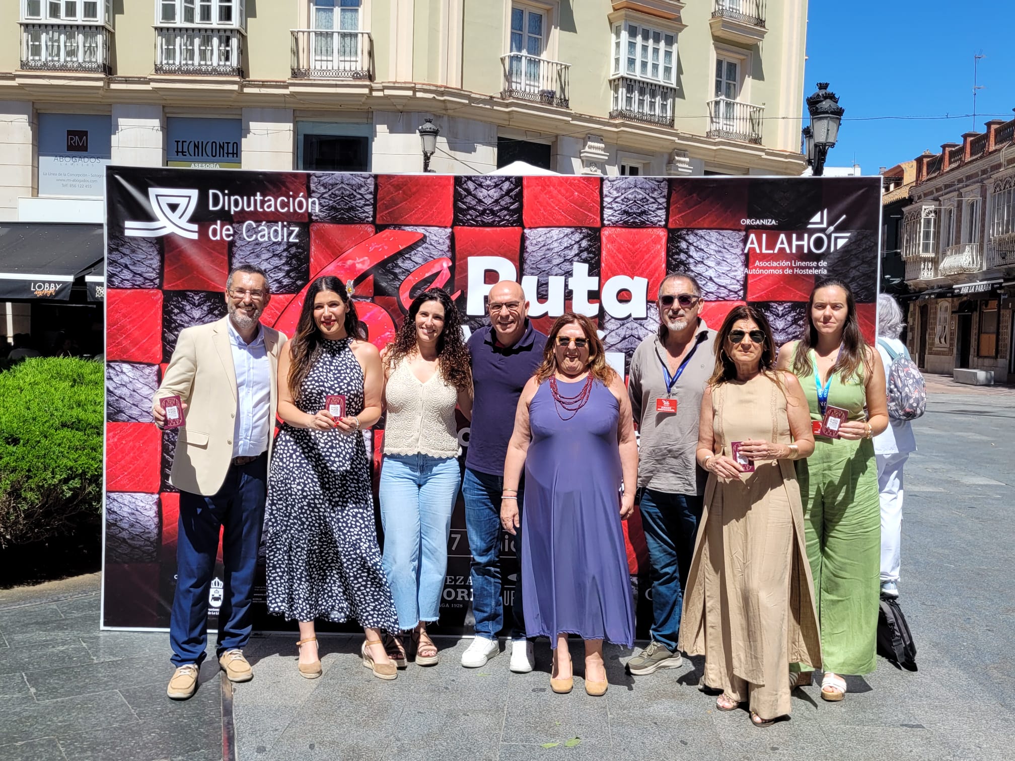 La Línea inaugura la VI Ruta del Atún Rojo de Almadraba con 22 establecimientos participantes La Línea inaugura la VI Ruta del Atún Rojo de Almadraba con 22 establecimientos participantes