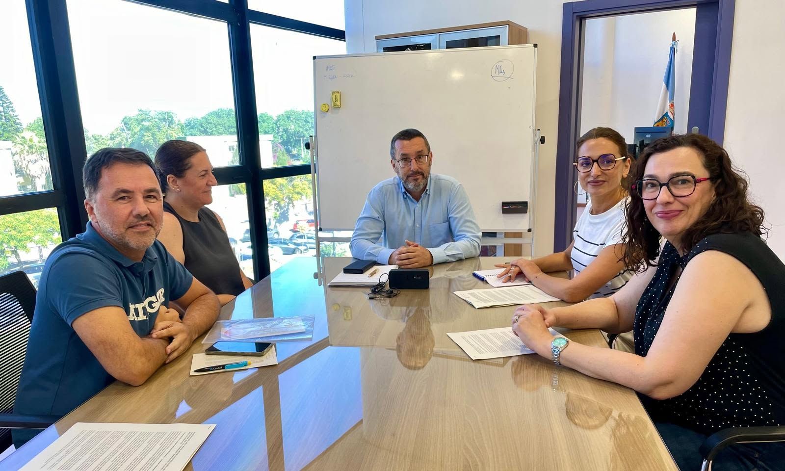El Ayuntamiento apoya a las familias del instituto Mar de Poniente ante la posible supresión de la Formación Profesional Básica Específica El Ayuntamiento apoya a las familias del instituto Mar de Poniente ante la posible supresión de la Formación Profesional Básica Específica