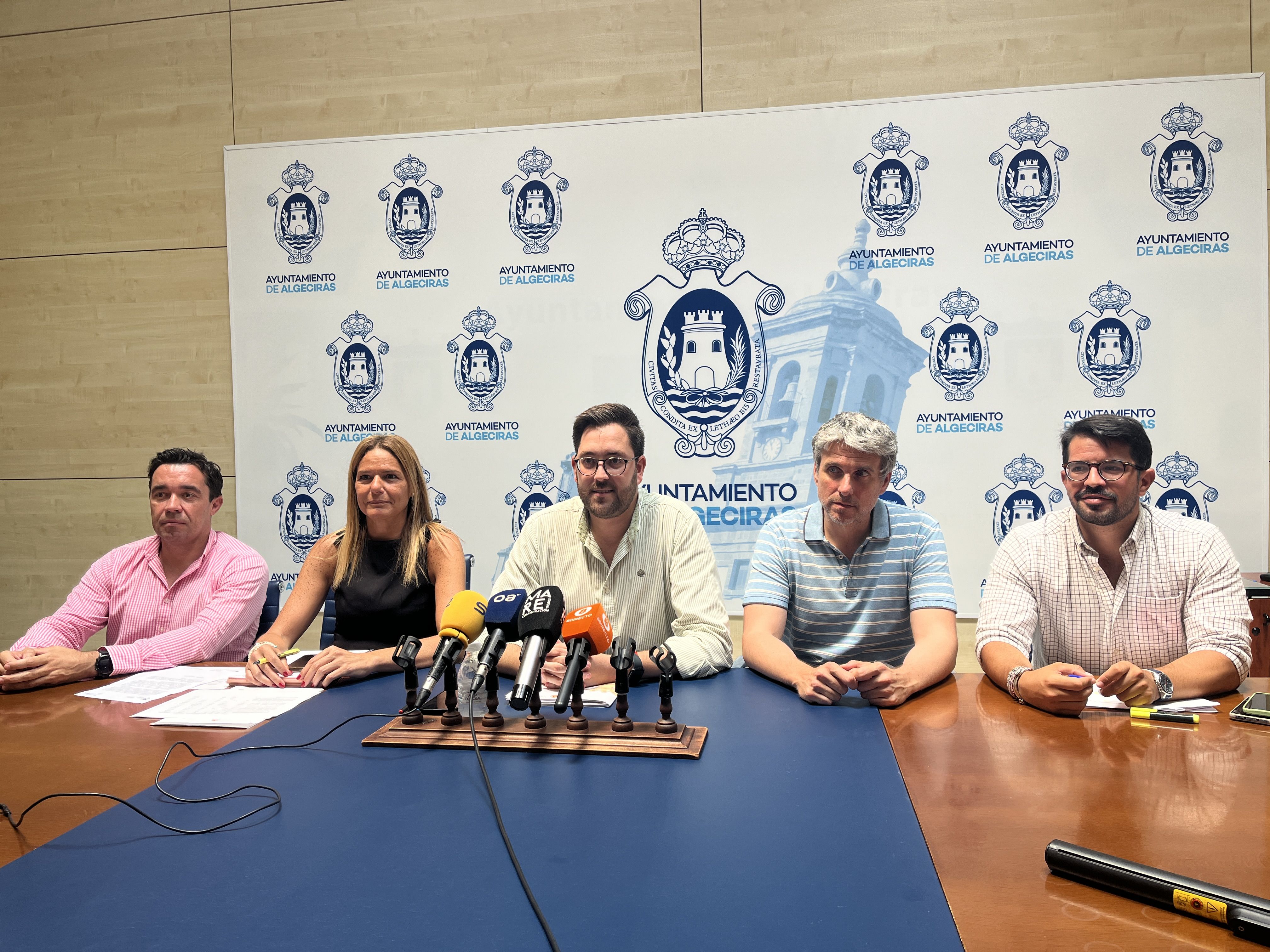 Algeciras actualiza los recibos de agua con una subida de tres euros al mes para un hogar medio Algeciras actualiza los recibos de agua con una subida de tres euros al mes para un hogar medio