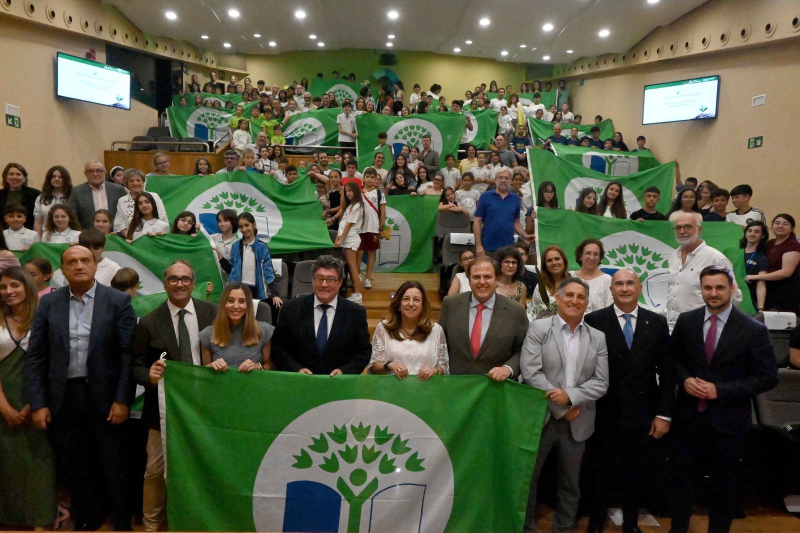Algeciras reconoce el compromiso ambiental de sus ecoescuelas con la Bandera Verde