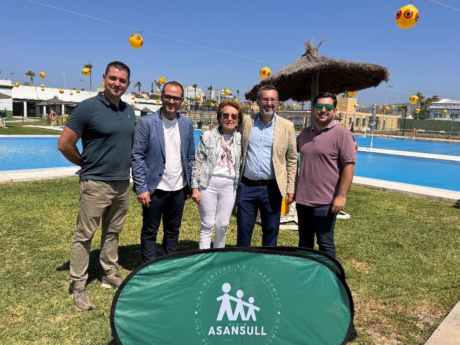 La piscina de verano de Asansull abre sus puertas hasta el 31 de agosto