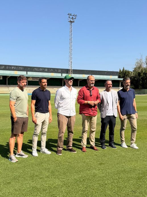 El Ayuntamiento y la UD Los Barrios presentan el nuevo proyecto para el impulso de la cantera