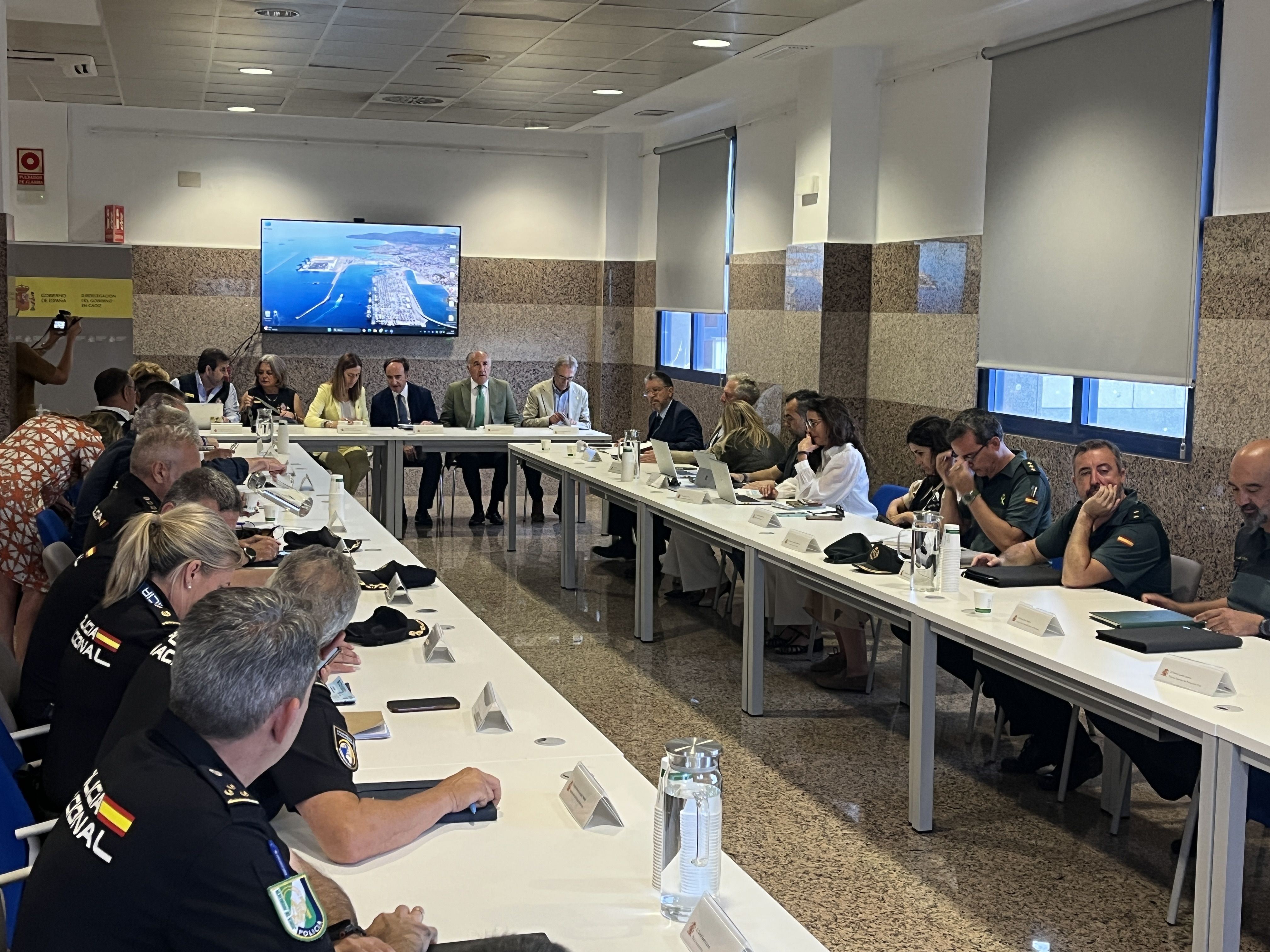 Reunión del Comité Director Provincial de la Operación Paso del Estrecho (OPE) 2026. Los puertos de Algeciras y Tarifa concentrarán más del 70% de los viajeros de la OPE 2026 Reunión del Comité Director Provincial de la Operación Paso del Estrecho (OPE) 2026. Los puertos de Algeciras y Tarifa concentrarán más del 70% de los viajeros de la OPE 2026