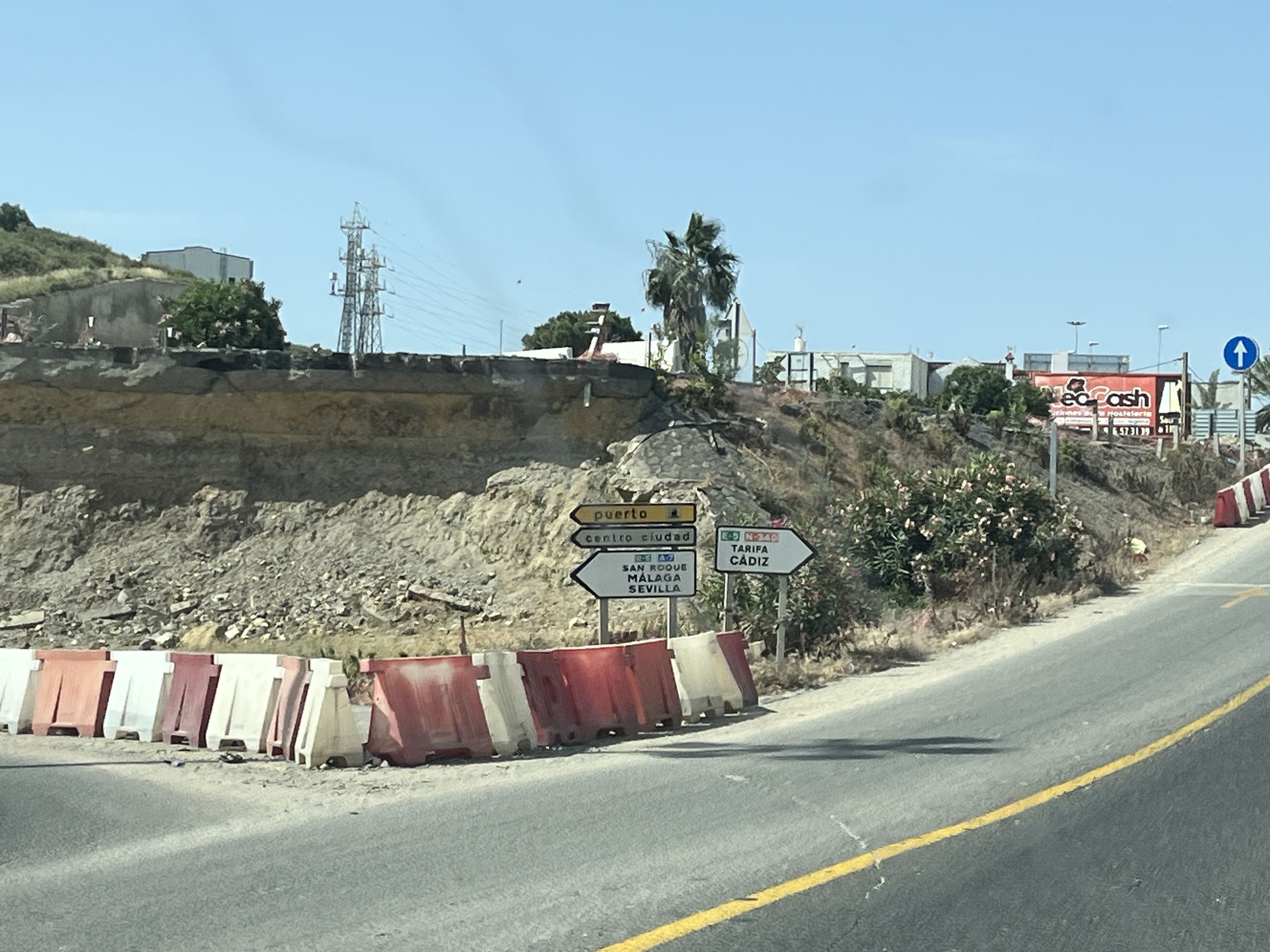 Imagen de B.J./8Directo. Obras Acceso Sur a finales de mayo. Algeciras. El Gobierno espera "pocas incidencias" en el tráfico por las obras del Acceso Sur durante la OPE