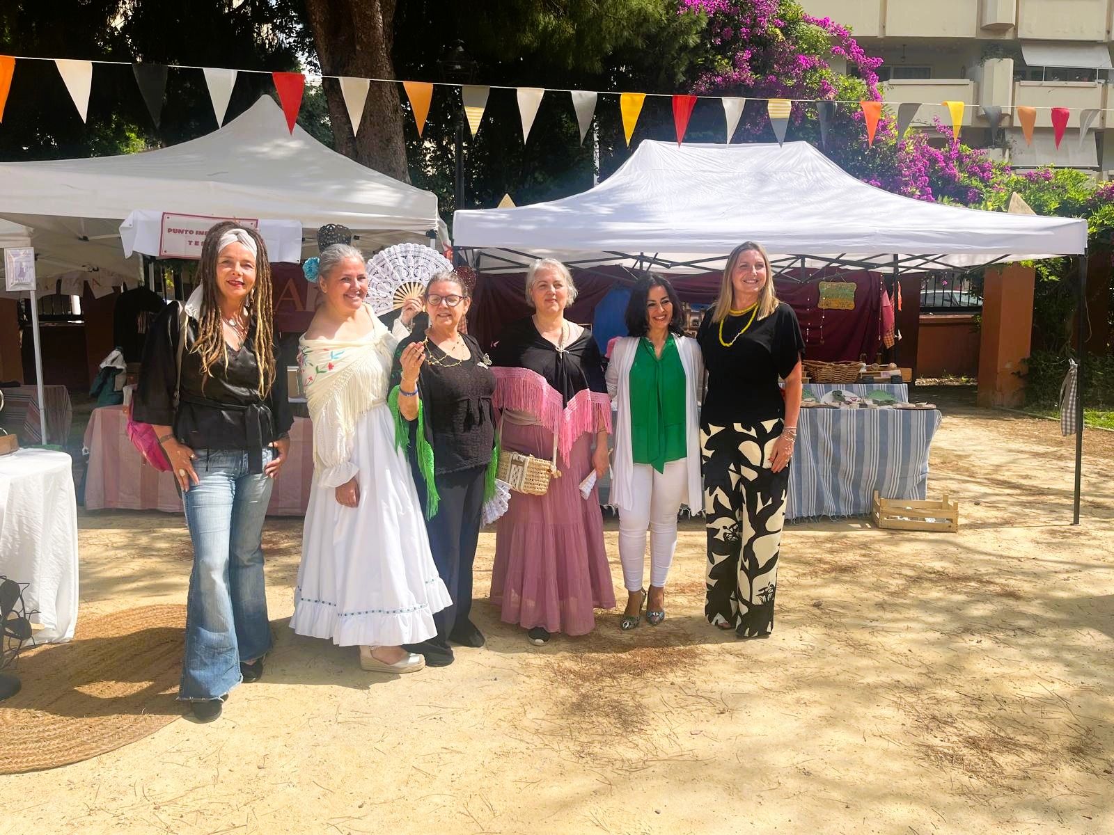 El Mercado Artesanal José Cruz Herrera abre sus puertas en los jardines Saccone