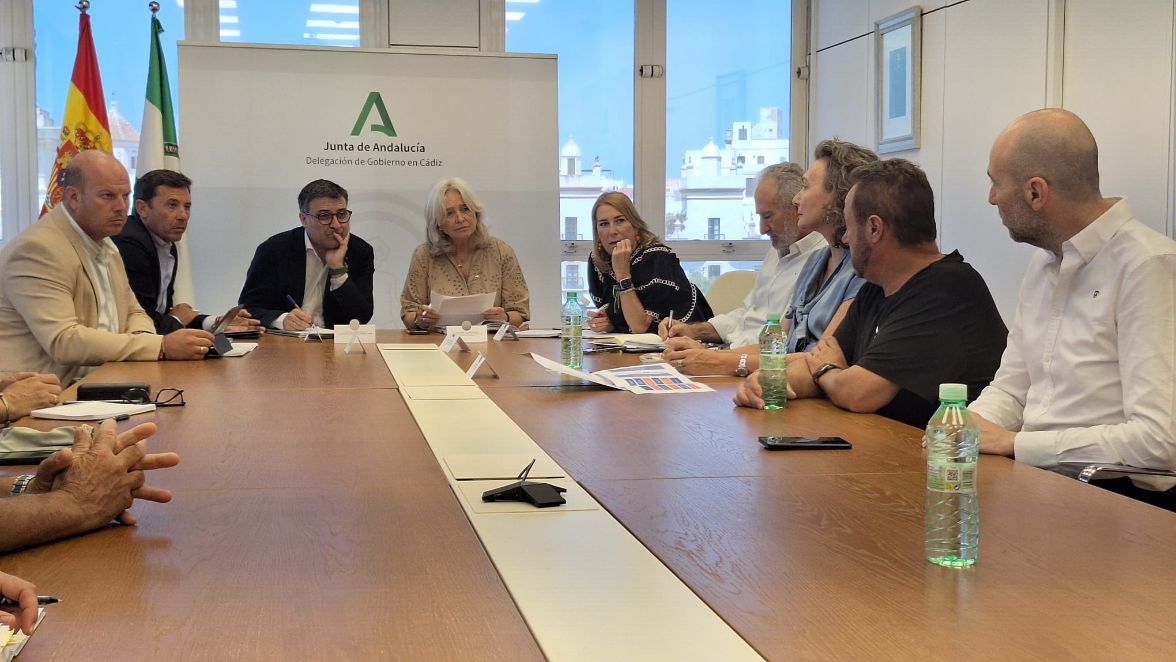 La Junta estudiará posibles ayudas para los empresarios de Cortijo Real afectados por el incendio La Junta estudiará posibles ayudas para los empresarios de Cortijo Real afectados por el incendio