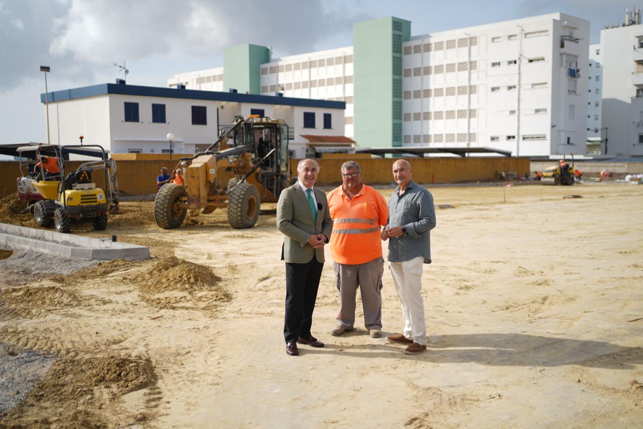 El futuro aparcamiento de Cabo Finisterre avanza para mejorar el acceso al Rinconcillo