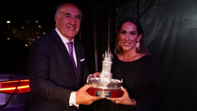 El alcalde y Malú. El alcalde y Malú.