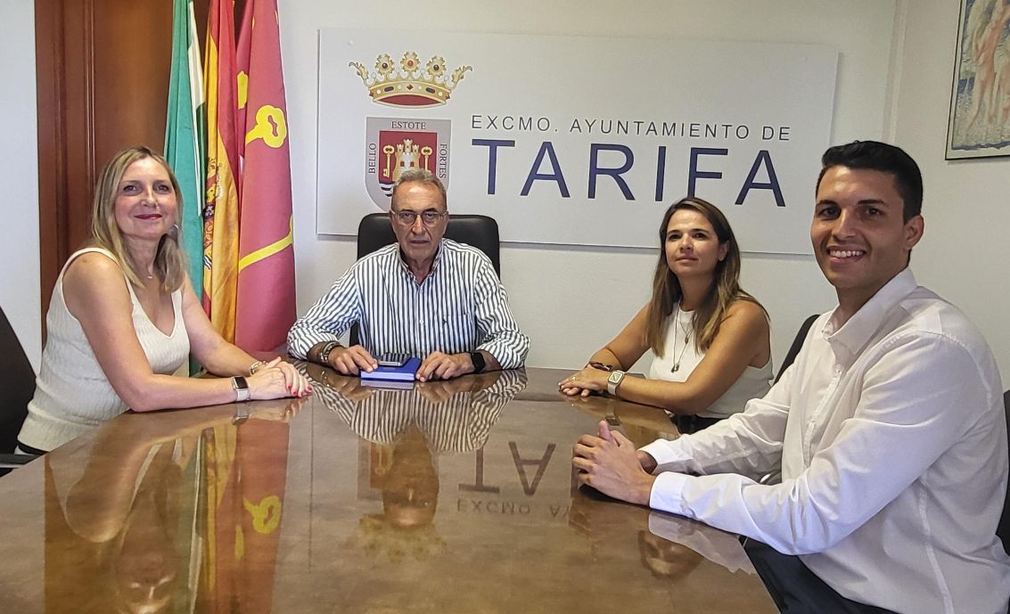 Tarifa y Mancomunidad reactivan la recogida de vidrio puerta a puerta