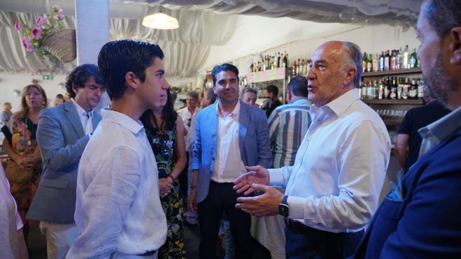 Marco Pérez, con el alcalde de Algeciras. 