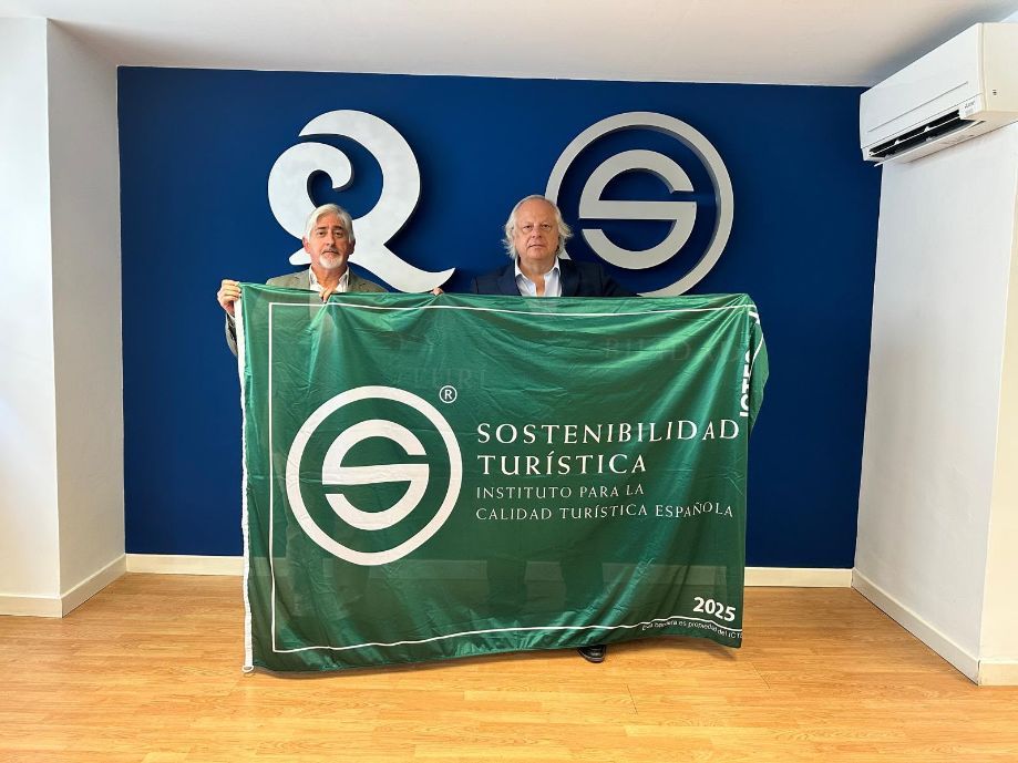 Puerto Sotogrande izará el 7 de julio sus banderas Azul y “Verde” de Sostenibilidad