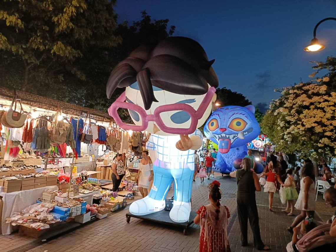 Imagen de la cabalgata de la feria de Palmones. Música, ferias y fiestas acuáticas: los planes que puedes disfrutar del 3 al 5 de julio en la comarca