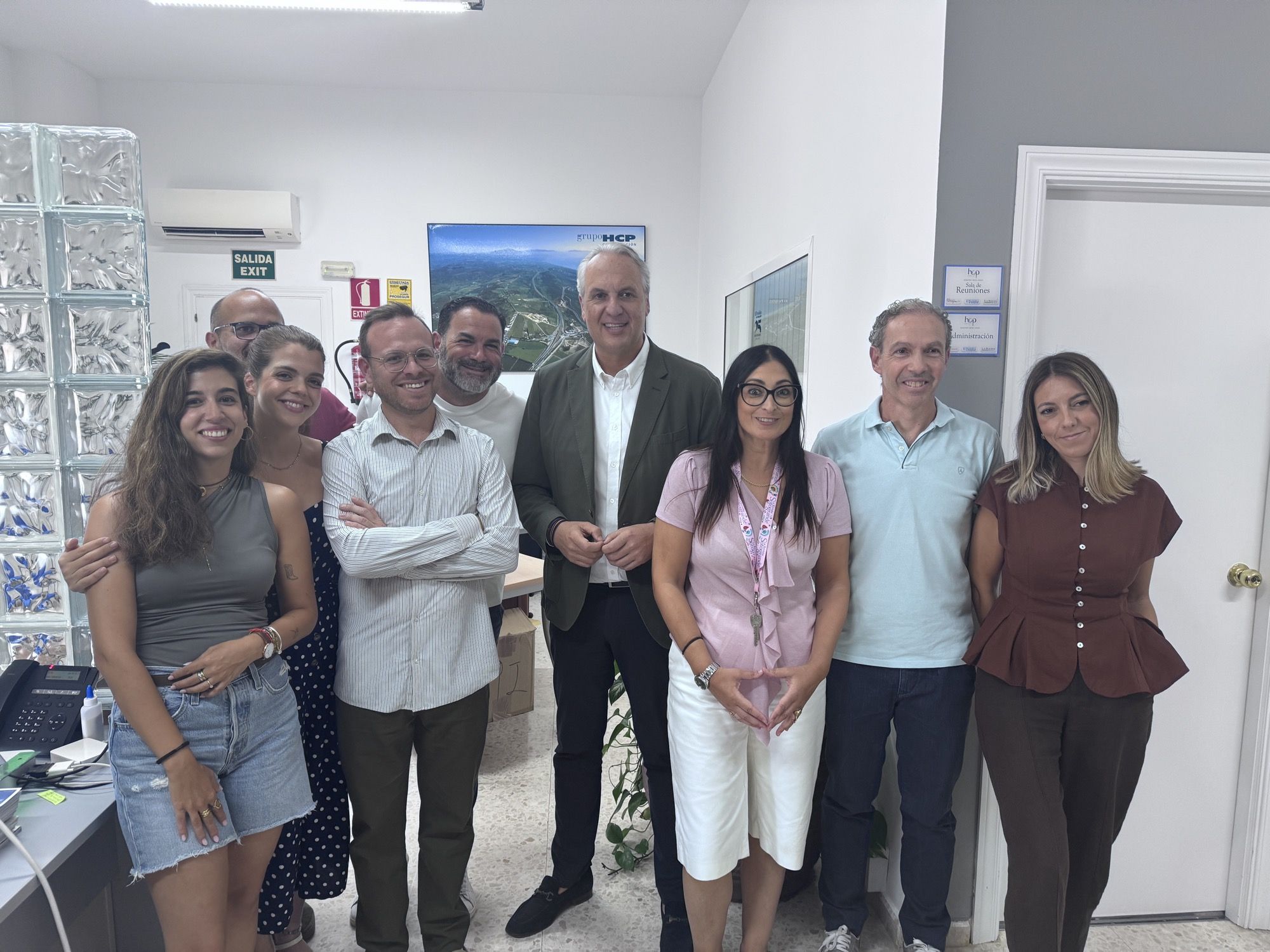 Ruiz Boix visita la sede del Grupo HCP Sotogrande tras su adquisición por Curro Espinar