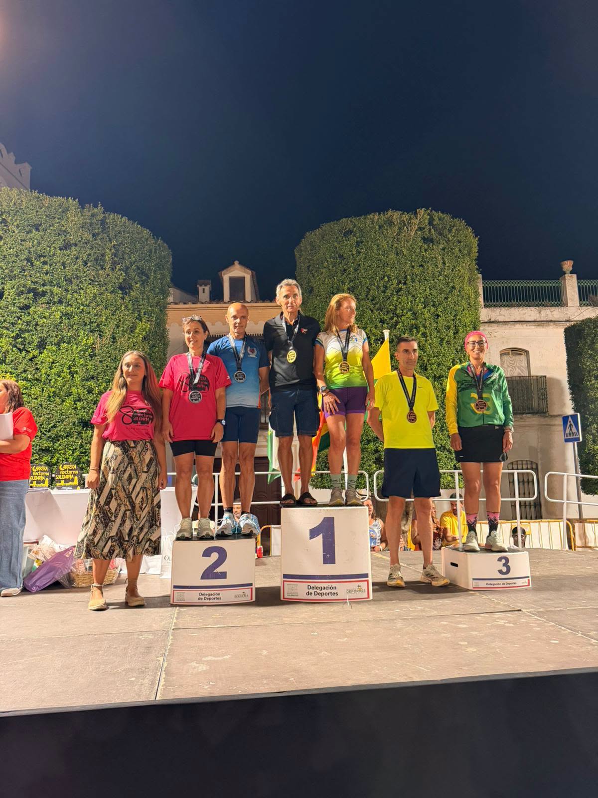 La VIII Carrera Nocturna Solidaria reúne a 550 corredores en Los Barrios por la igualdad y la inclusión