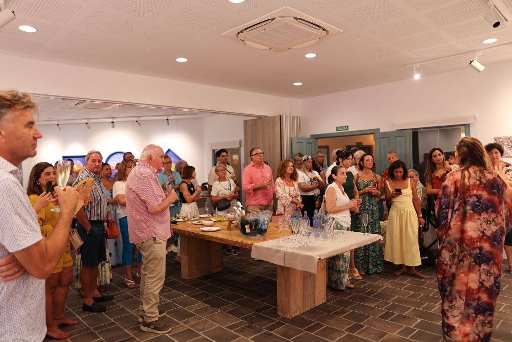 Puerto Sotogrande consolida su verano más cultural con arte, música y artes escénicas junto al mar