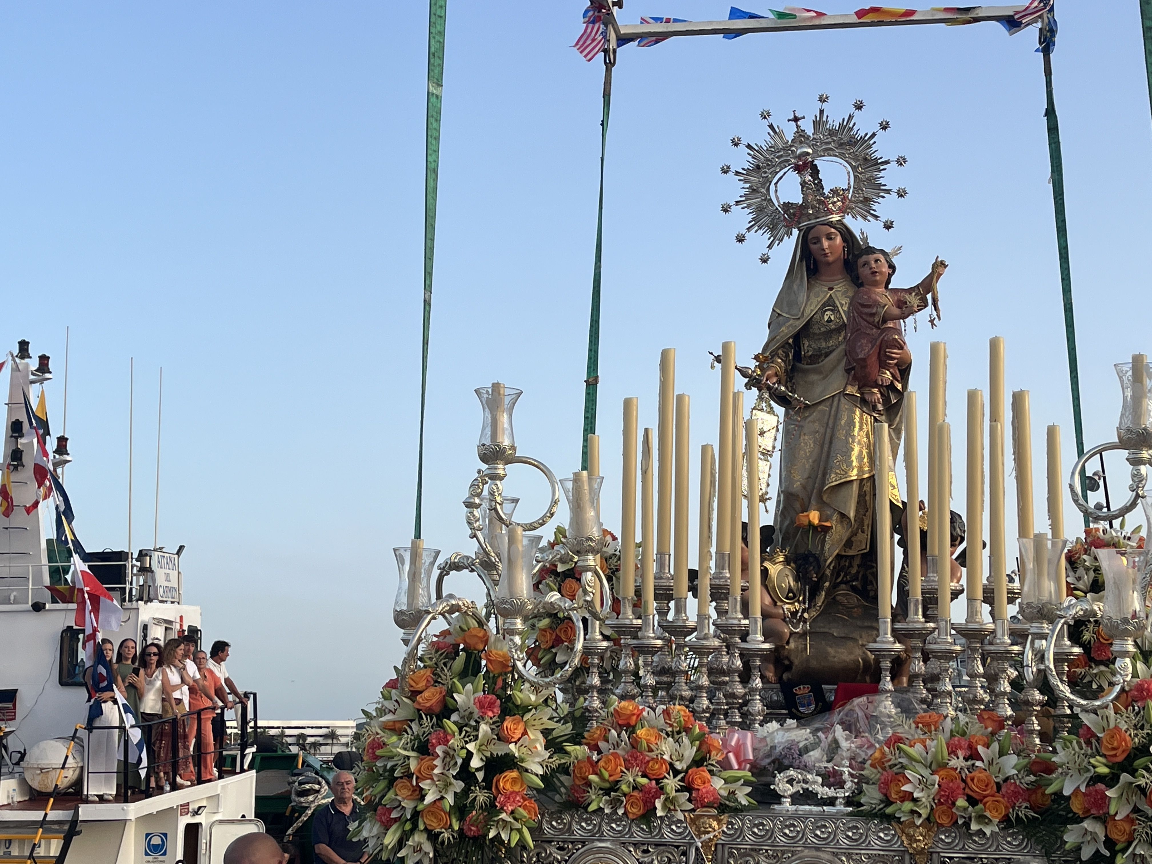 Imagen de 8Directo. La Virgen del Carmen despierta a la Algeciras más marinera Imagen de 8Directo. La Virgen del Carmen despierta a la Algeciras más marinera