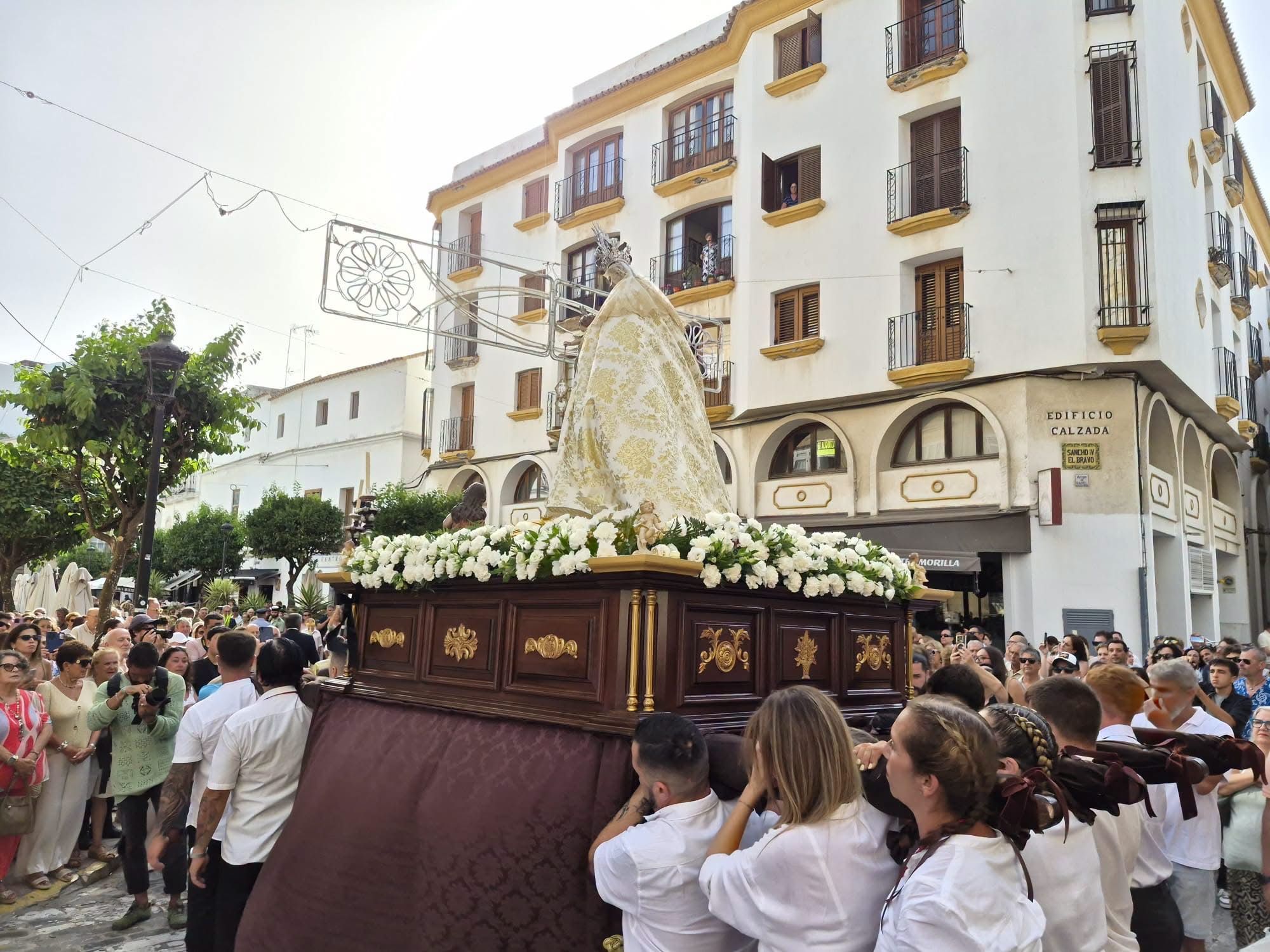 Tarifa se vuelca con la Virgen del Carmen. 