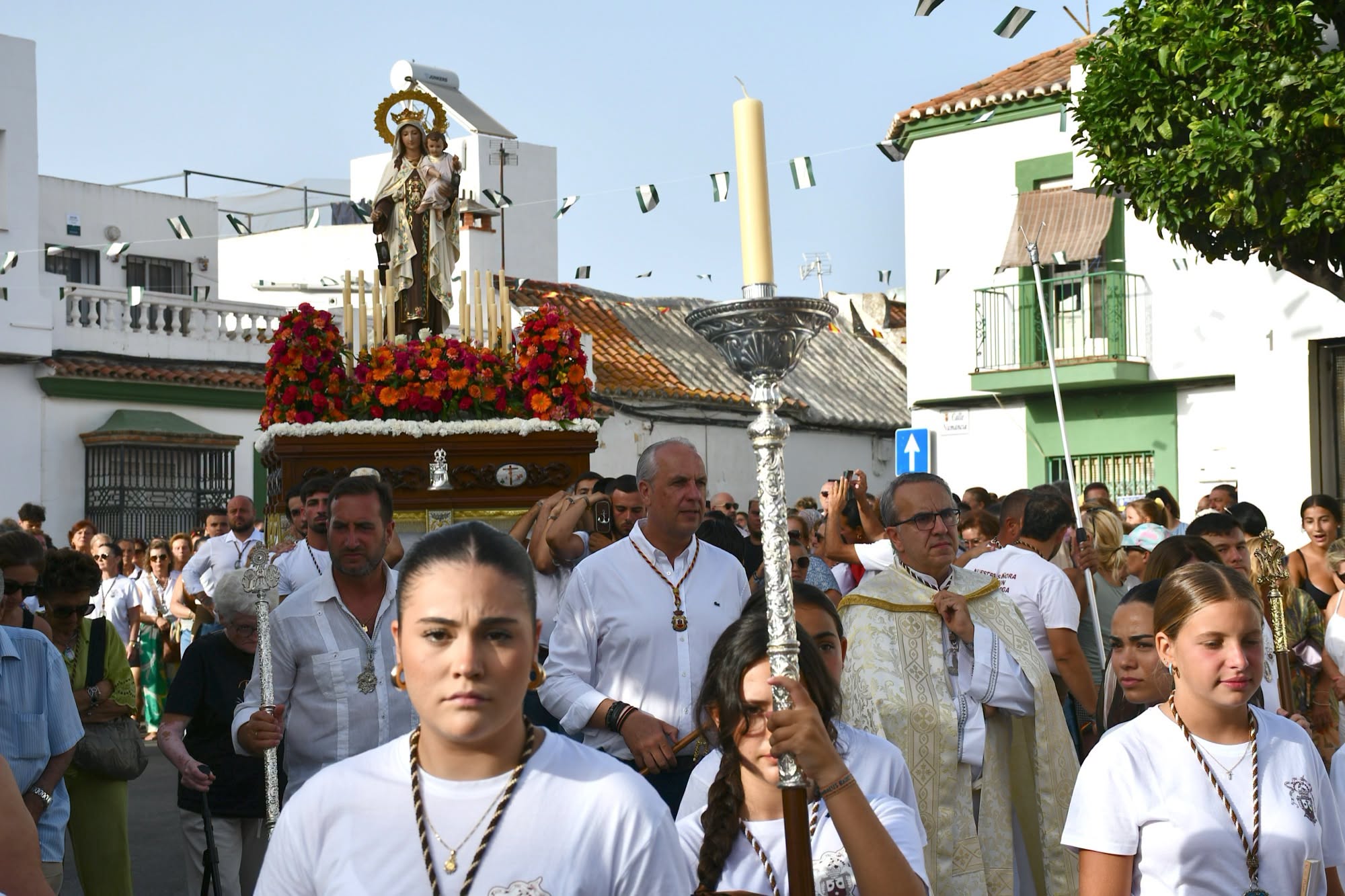 Ruiz Boix: "Desde el atropello de mi hija me he refugiado más en la Virgen del Carmen" Ruiz Boix: "Desde el atropello de mi hija me he refugiado más en la Virgen del Carmen"