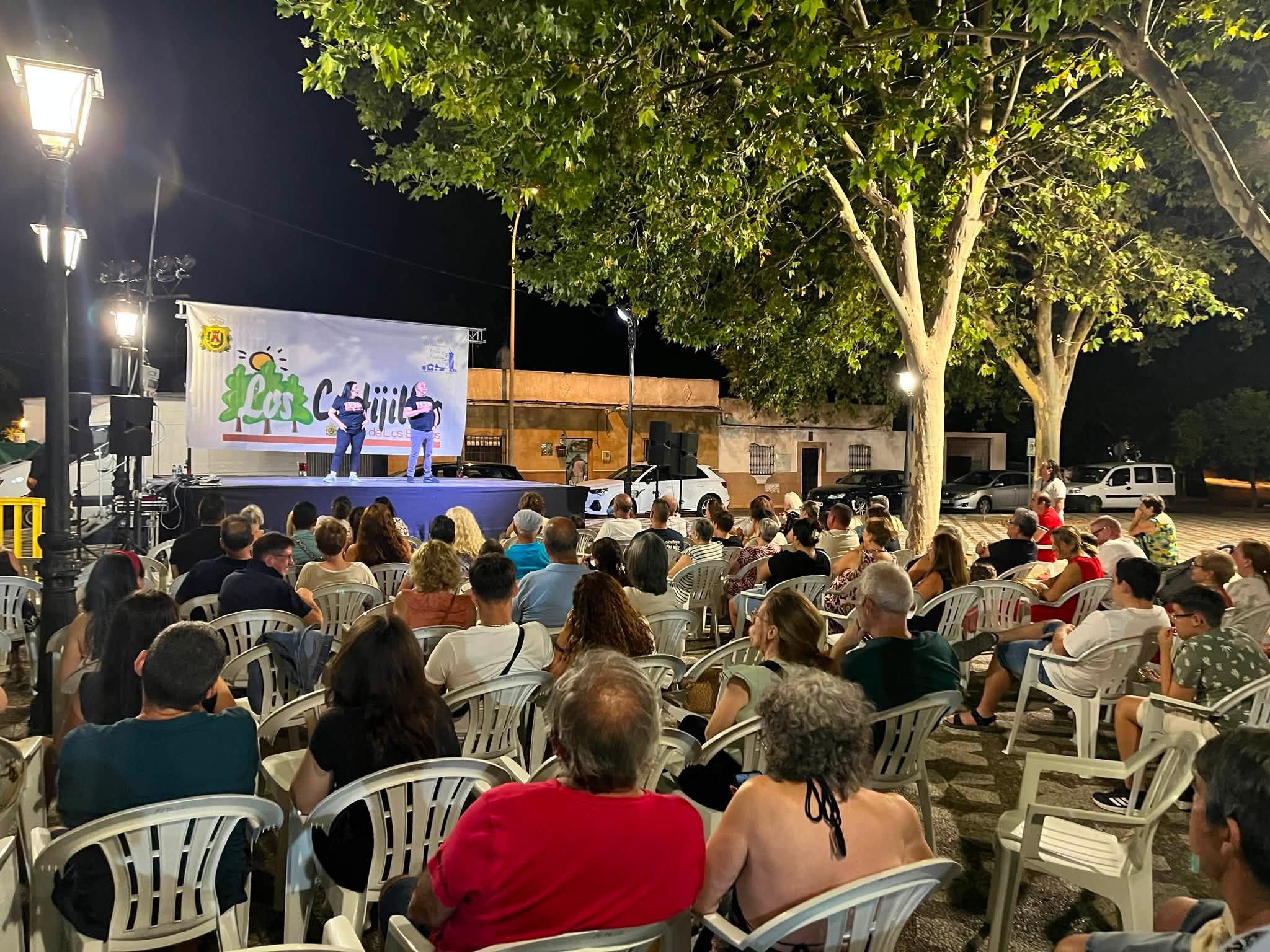 Los Cortijillos disfruta de una noche de humor con Paco y Maite Los Cortijillos disfruta de una noche de humor con Paco y Maite