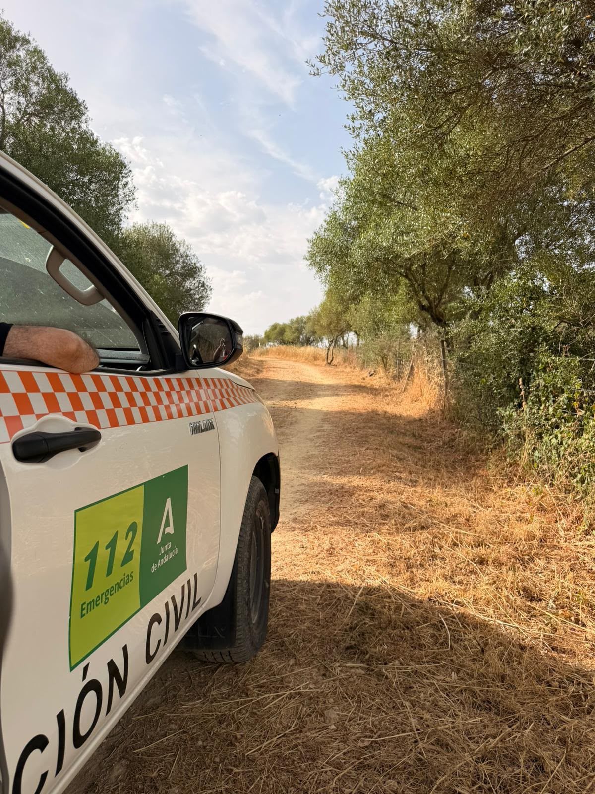 Protección Civil refuerza la vigilancia en las zonas periurbanas de Los Barrios ante la tercera ola de calor del verano