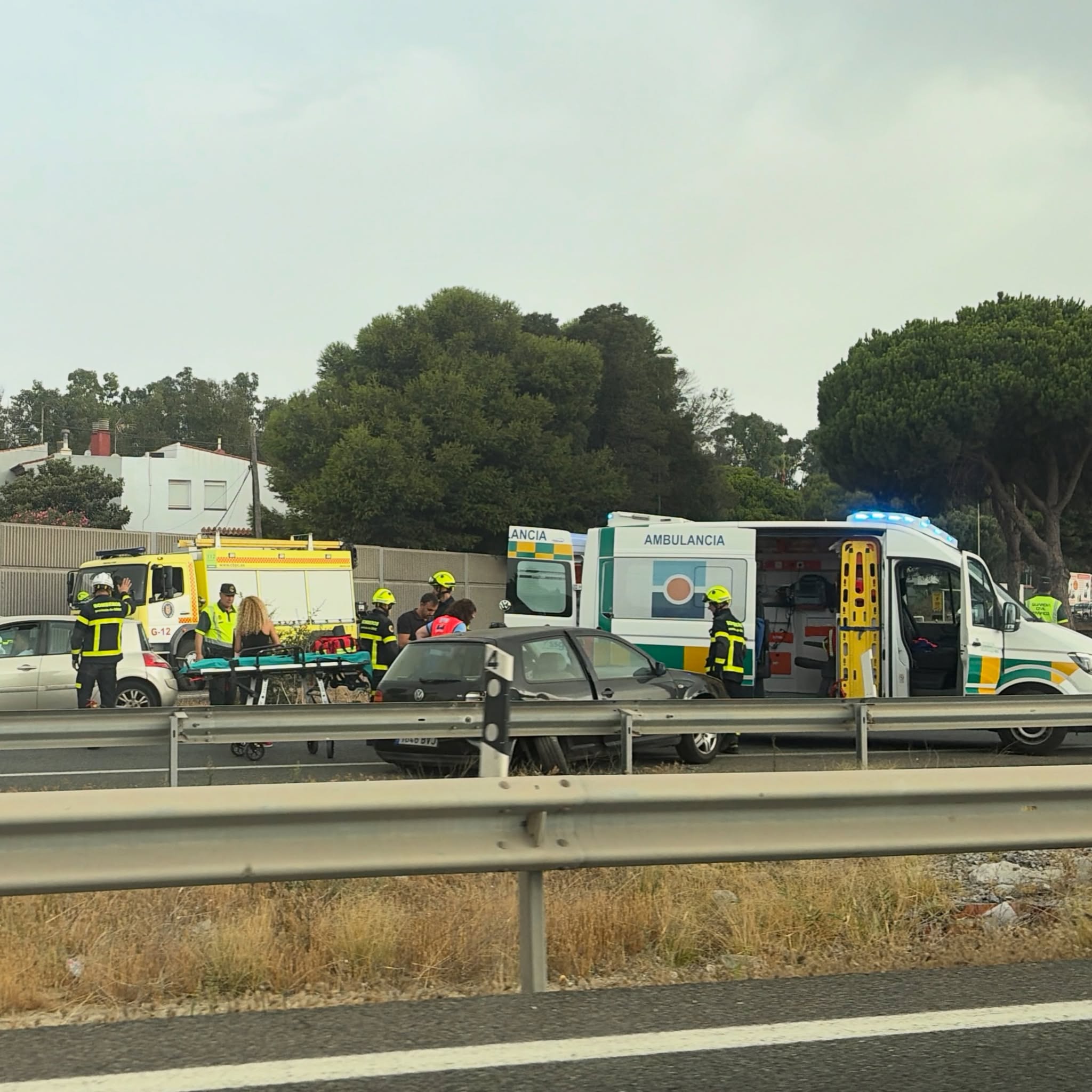 Un nuevo accidente en la A-7 vuelve a poner el foco en la situación de la autovía. Foto: F.M. Un nuevo accidente en la A-7 vuelve a poner el foco en la situación de la autovía. Foto: F.M.